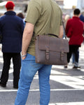 Vintage-style brown leather messenger bag for daily use