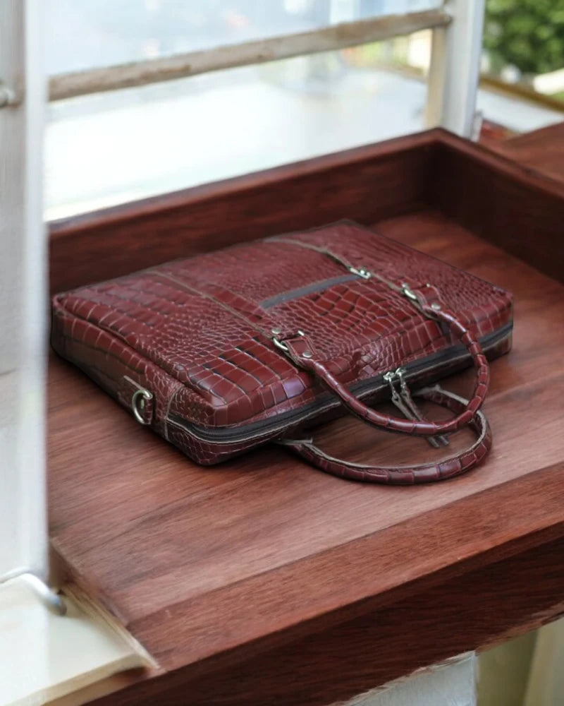 Luxury full-grain leather business bag with alligator texture