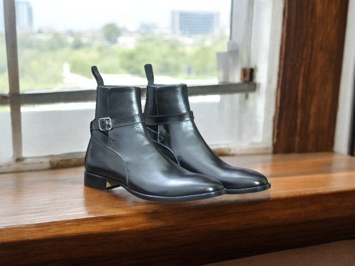 Elegant handmade leather boots for men