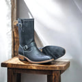  Top-down view of engineer boots showing overall shape.