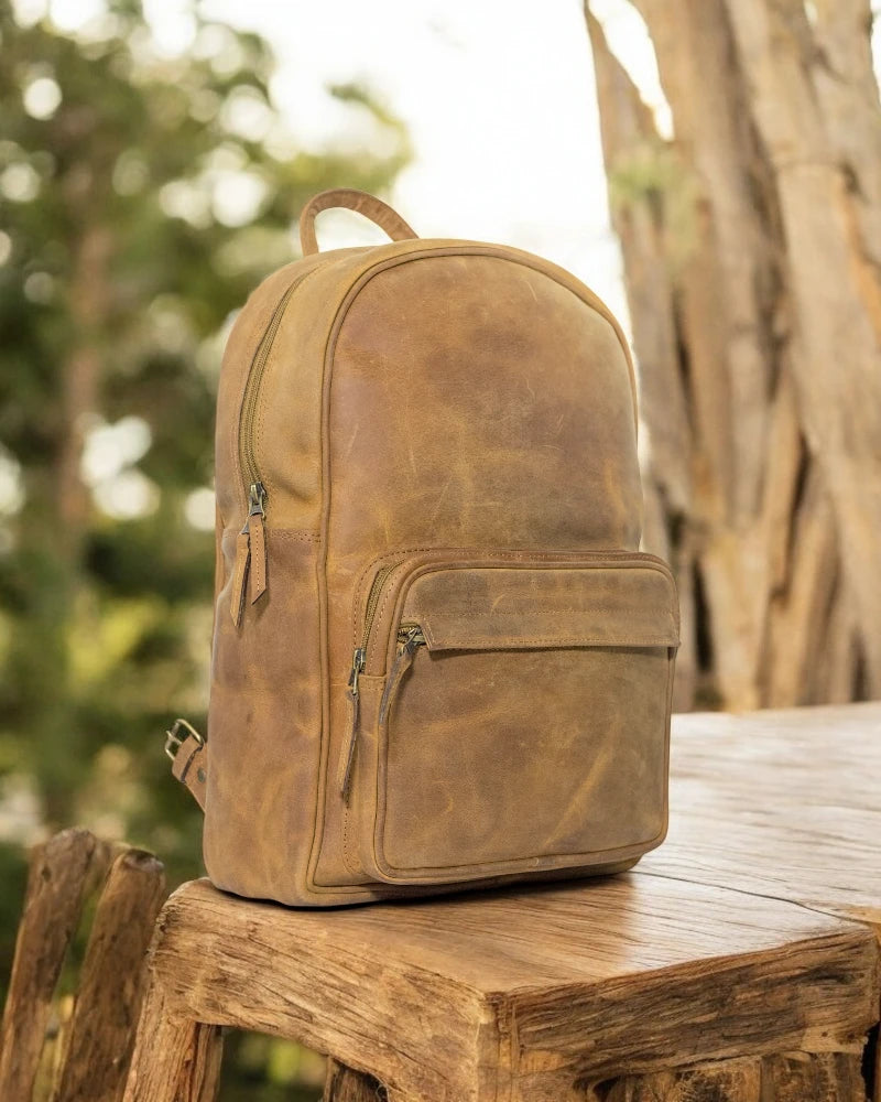 Brown Leather Laptop Bag with iPad Compartment – Designed to fit a 17” laptop and additional accessories, perfect for work or travel.