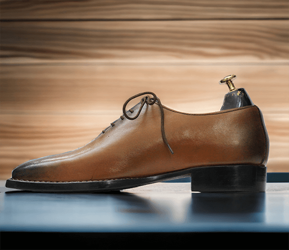 Upgrade your style with these Handmade Men's Two Tone Oxfords Shoes. The perfect blend of luxury and design, these Men Dress Designer Shoes will elevate any outfit. Expertly crafted for comfort and durability, these shoes are a must-have for the modern man. Shop now and step up your game.